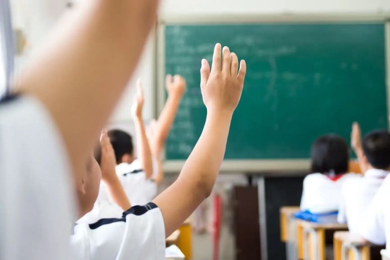 Tok! MK Putuskan SD-SMP Negeri dan Swasta Gratis