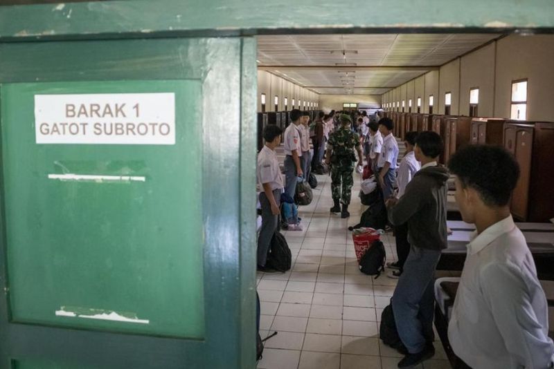 Pendaftar Program Barak Militer di Depok Membeludak
