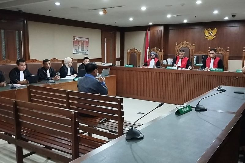 Eks Ketua PN Surabaya Didakwa Terima Gratifikasi Rp21,9 Miliar