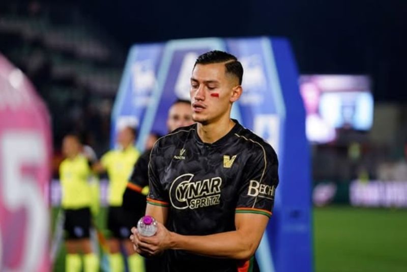 Jay Idez Gagal Selamatkan Venezia dari Jurang Degradasi