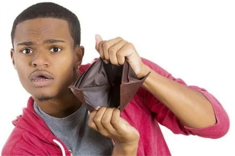 ilustrasi meme lucu tentang tanggal tua dan dompet kosong
