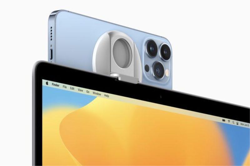 ilustrasi fitur continuity camera Apple yang mengubah iPhone jadi webcam nirkabel