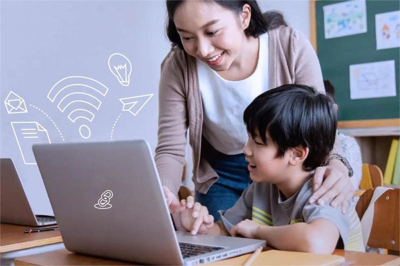 ilustrasi siswa Indonesia belajar daring dengan laptop dan koneksi internet