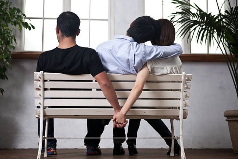 Apakah Tukang Selingkuh Bisa Bertobat? Ini Fakta Psikologis yang Mengejutkan