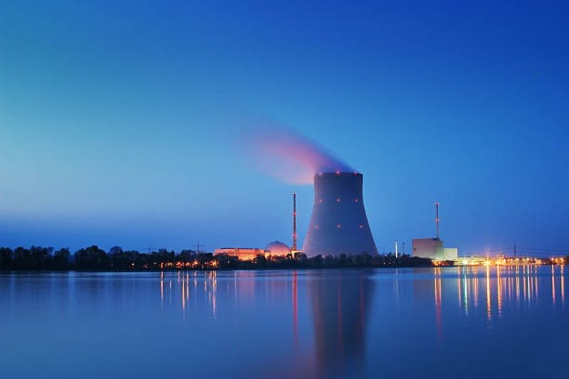 Tragedi Chernobyl: Bagaimana Kesalahan Manusia Mengakibatkan Ledakan Nuklir Terbesar dan 60.000 Nyawa Melayang Seketika