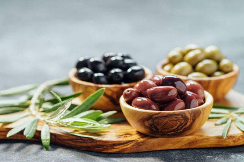 Rahasia Dua Buah dalam Al-Qur'an yang Ampuh Turunkan Kolesterol & Jaga Jantung Sehat