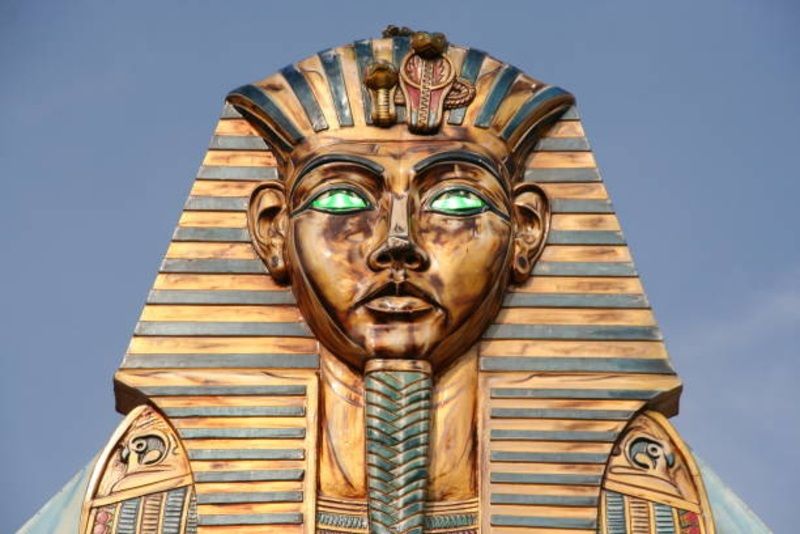 Terungkap! Misteri Kematian Tragis Firaun Tutankhamun di Usia 19 Tahun Menurut Analisis DNA Terbaru
