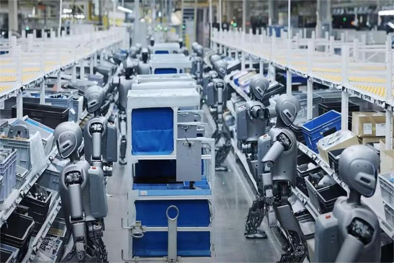 robot humanoid bekerja di lini produksi pabrik industri modern
