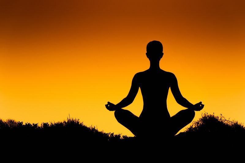 Apakah meditasi bisa menggantikan terapi?