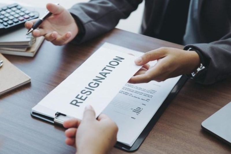 Kamu Harus Tahu Begini Aturan One Month Notice dan Hak yang Diterima Karyawan saat Resign