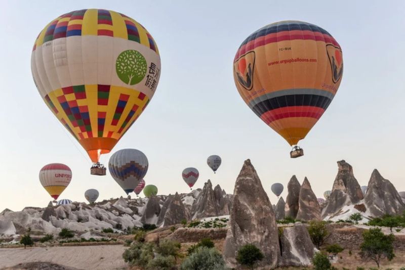 12 WNI Terluka dalam Kecelakaan Balon Udara di Turki