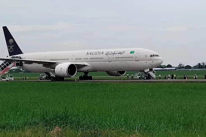 Diteror Ancaman Bom, Pesawat Saudi Airlines Mendarat Darurat di Kualanamu