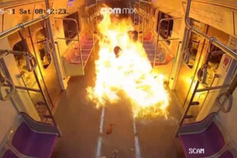 Lansia Siram Bensin dan Bakar Kereta Bawah Tanah di Seoul