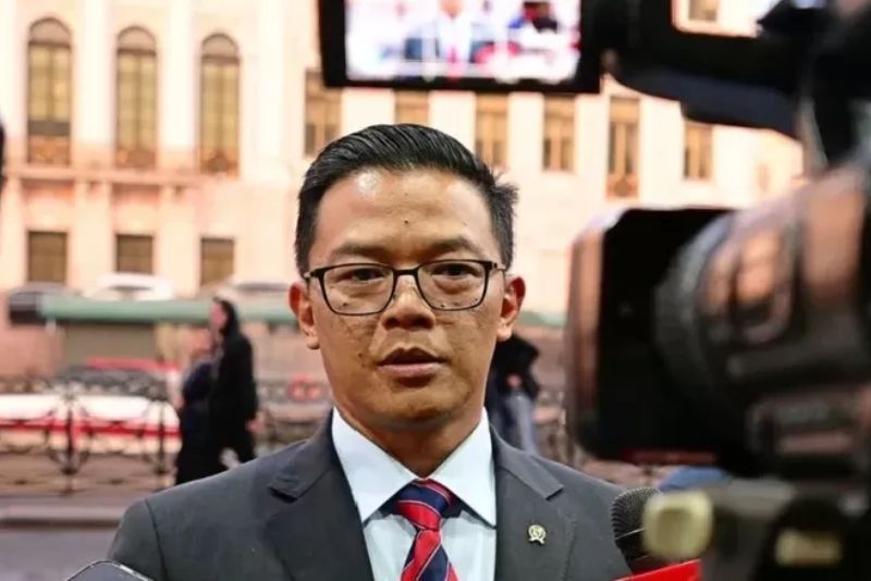 KBRI Teheran Siaga 1, Menlu: WNI Terancam