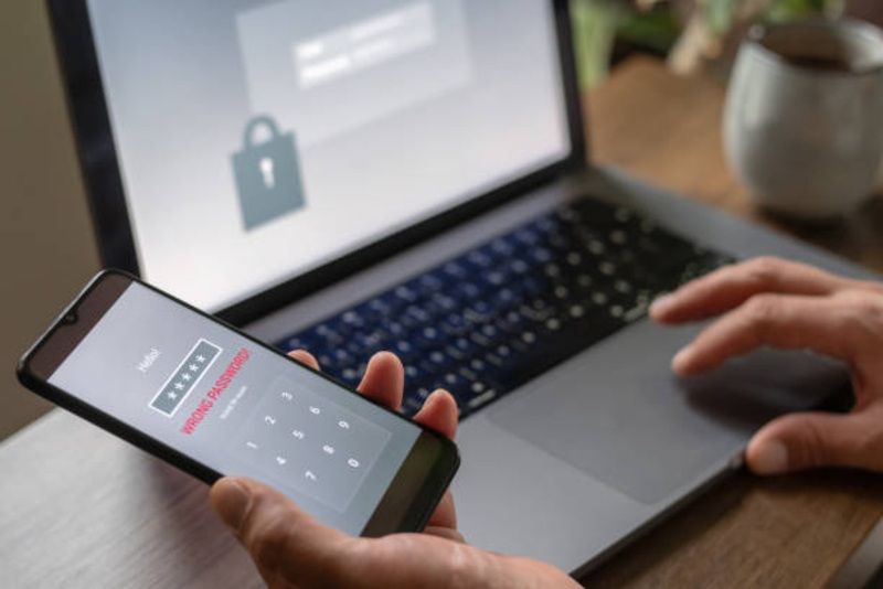 Cara Ampuh Lindungi Ponsel dan Mobile Banking dari Kejahatan Siber, Sudah Tahu Semua Tips Ini?