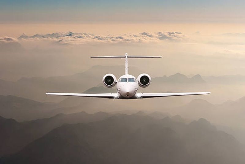 Ini Alasan 1 dari 3 Miliarder Tak Pernah Lepas dari Jet Pribadi