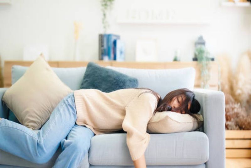 Tidur Siang Santai Tapi Berbahaya? Studi Ungkap Kebiasaan Napping yang Bisa Tingkatkan Risiko Kematian