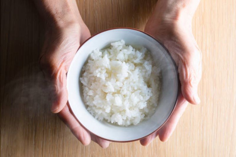 Rahasia Nasi Dingin: Cara Mudah Turunkan Risiko Diabetes dan Kontrol Gula Darah