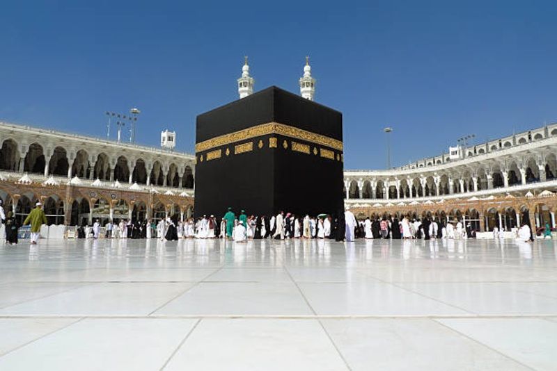 Fakta Mengejutkan! Ternyata Gelar Haji di Indonesia Warisan Penjajahan, Bukan Syariat Islam