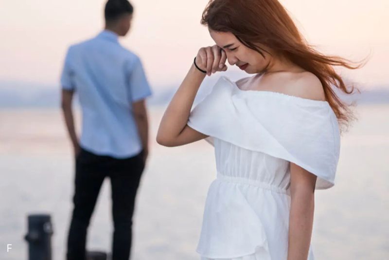 5 Tanda-tanda Pasanganmu Punya Pacar Lainnya, Jangan Sampai Terbuai
