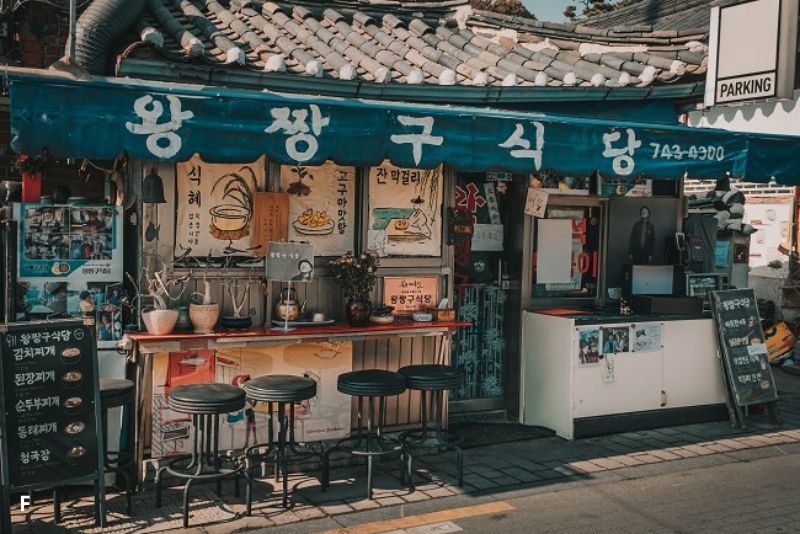 Kenapa Korea Selatan Punya Kafe Khusus untuk Belajar dan Nangis?