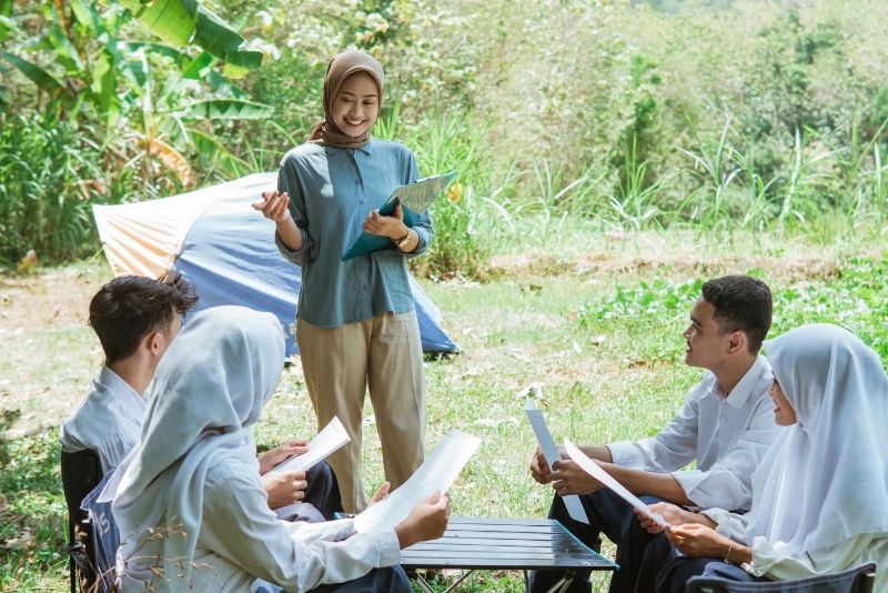 Sekolah Alam dan Metode Unik Pengajaran di Luar Kelas