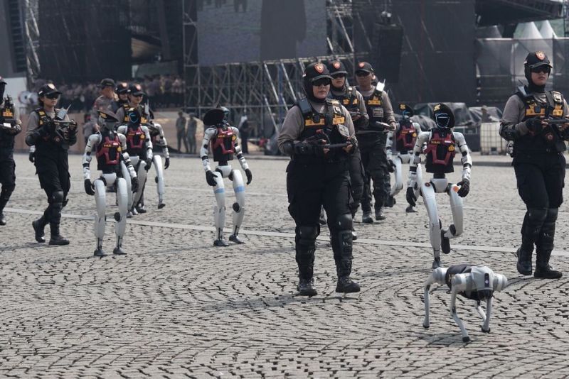 Fungsi Robot Polisi Humanoid yang Tampil di HUT Bhayangkara Hari Ini