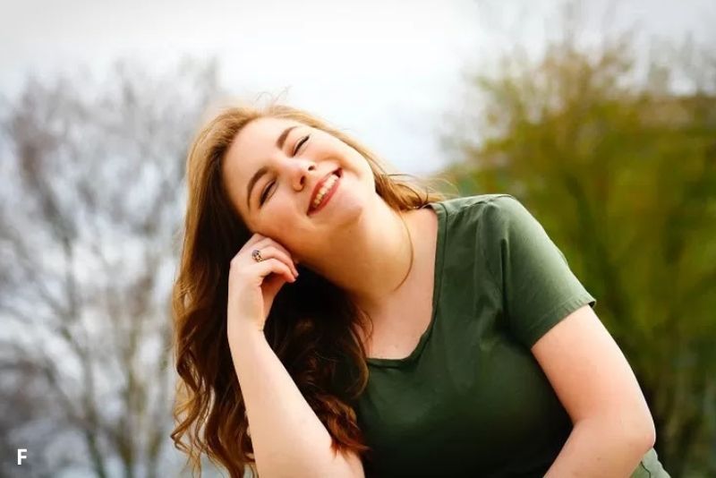 8 Ciri Remaja Keren dengan Aura Positif yang Bikin Orang Betah