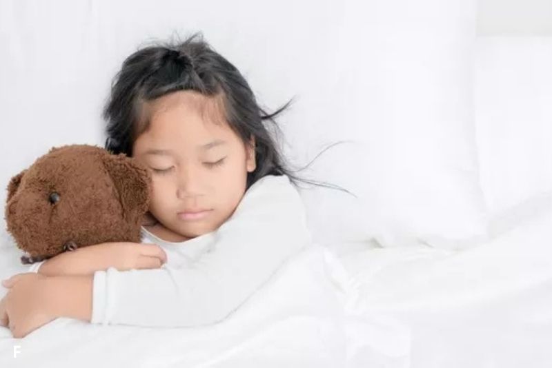 Anak Gelisah Sebelum Tidur? 6 Cara Efektif Membantunya Lebih Tenang