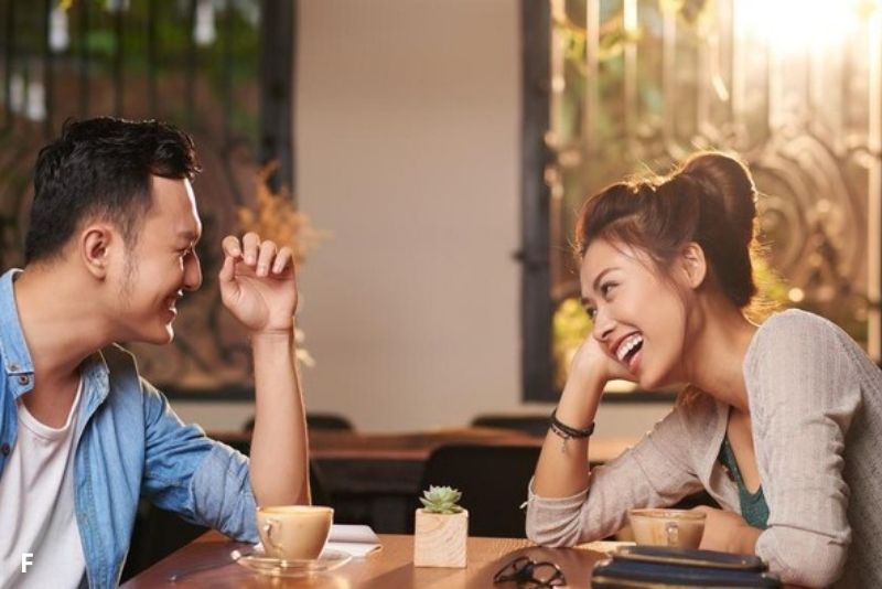 8 Tren Pacaran Gen Z 2025, dari Shrekking hingga Anti-App Dating