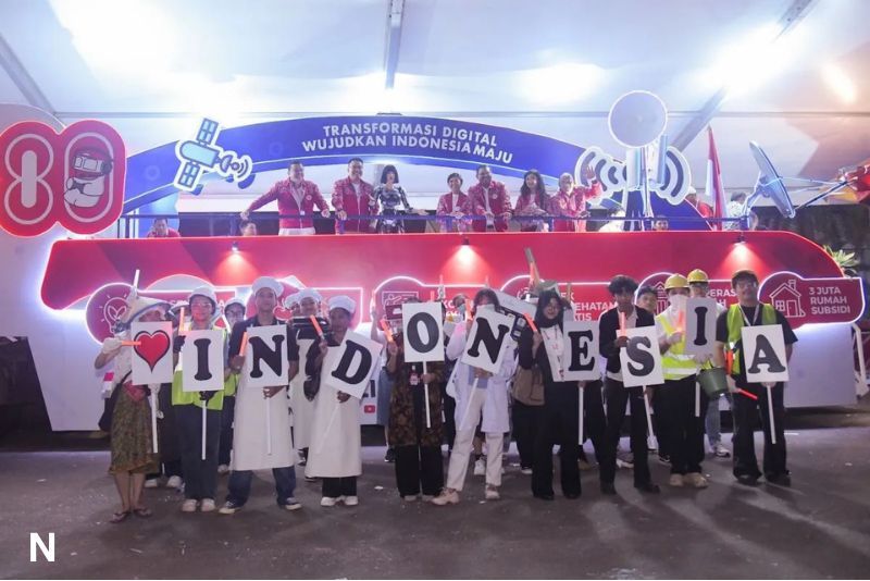Kemkomdigi Meriahkan Karnaval Kemerdekaan dengan Truk Bertema Transformasi Digital
