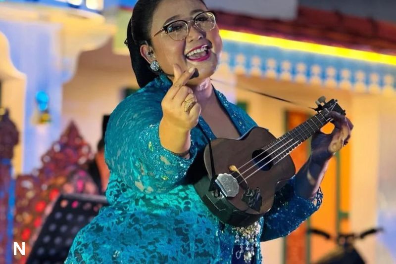 Perayaan HUT RI dengan Suara Merdu Endah Laras dan Musik Keroncong
