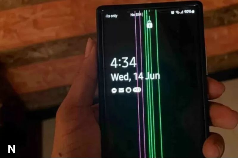 Misteri Garis Hijau di Layar HP: Kenali Penyebab dan Solusi untuk Masalah Ini