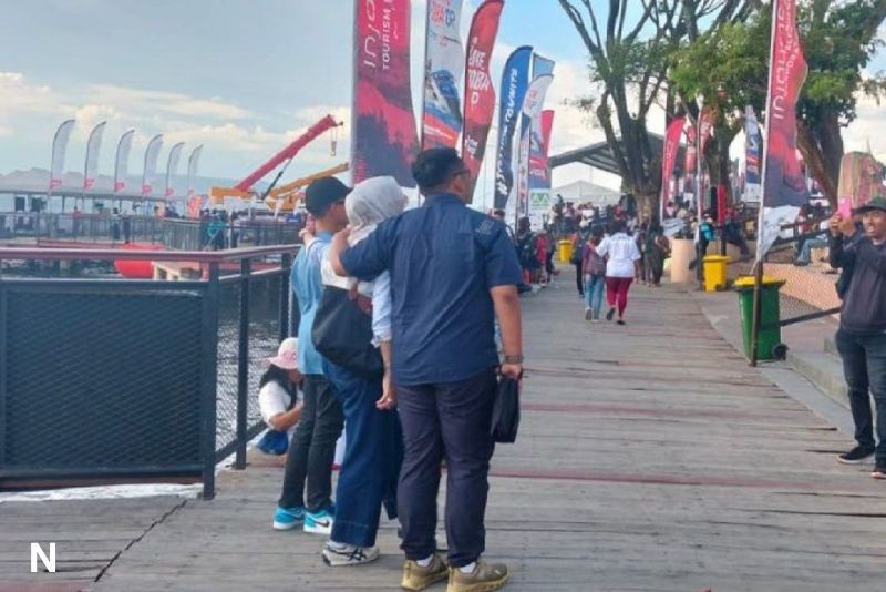 Ribuan Warga Padati Danau Toba untuk Saksikan F1 Powerboat 2025, Akhir Pekan Jadi Lebih Semarak