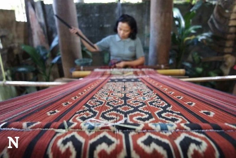 Tenun Sekomandi: Warisan Leluhur Kalumpang yang Jadi Identitas Budaya Sulawesi Barat