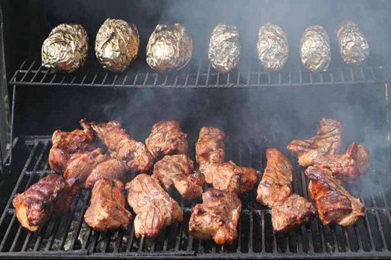 Tak Perlu Arang! 7 Trik Bakaran Simpel yang Bikin Malam Tahun Barumu Makin Seru Tanpa Ribet Api