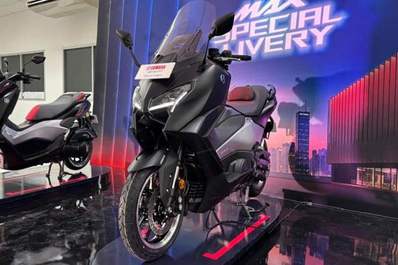 Yamaha TMax, harga skutik premium, skutik