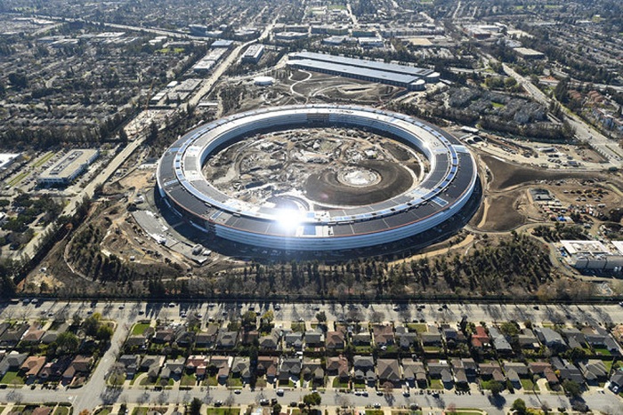 Gedung UFO, Apple Park Akan Dibuka Bersamaan Dengan Rilisnya iPhone 8