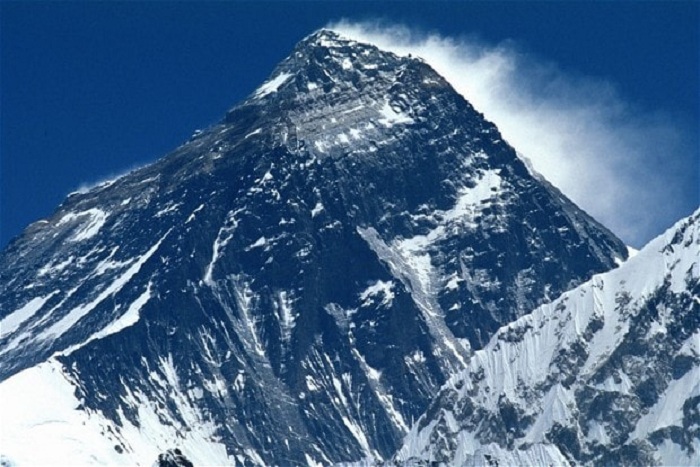 Pengukuran Ulang Ketinggian Gunung Everest Akan Dilakukan
