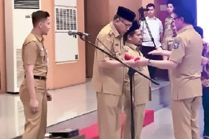 Mendagri Resmi Lantik Wagub Nova Iriansyah Sebagai Plt Gubernur Aceh