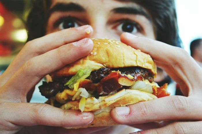 Pola Makan Remaja yang Buruk Pengaruhi Otak dan Perilaku Masa Dewasa