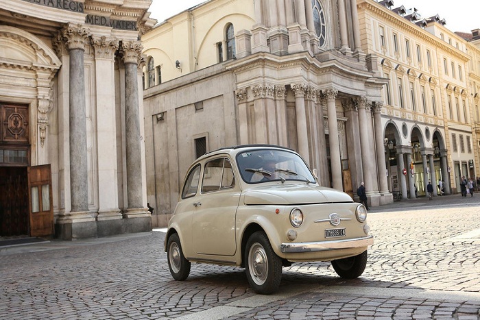 Fiat 500F Kini Masuk Menjadi Sebuah Karya Seni di Museum Modern of Art