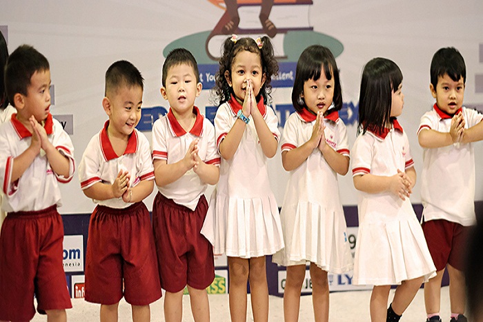 Pinepapple Premier School Sekolah Superkids di Medan