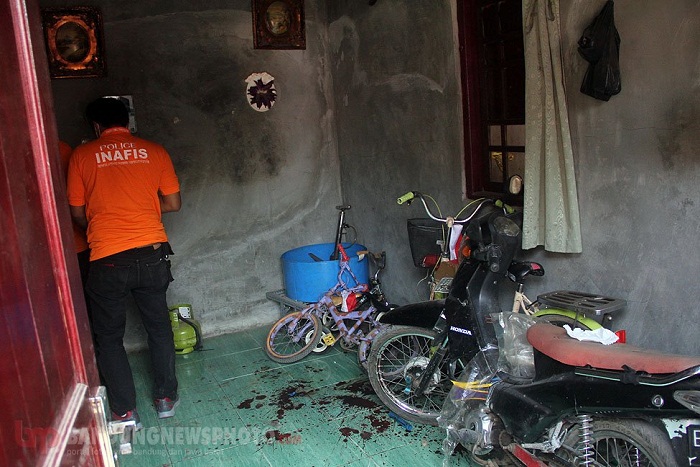 Pembuhunan seluruh Keluarga di Cirebon Menyisakan Tanda Tanya