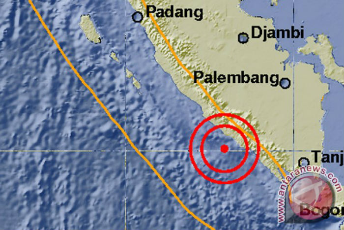 Gempa 6,6 SR Mengguncang Bengkulu dan Berpotensi Tsunami