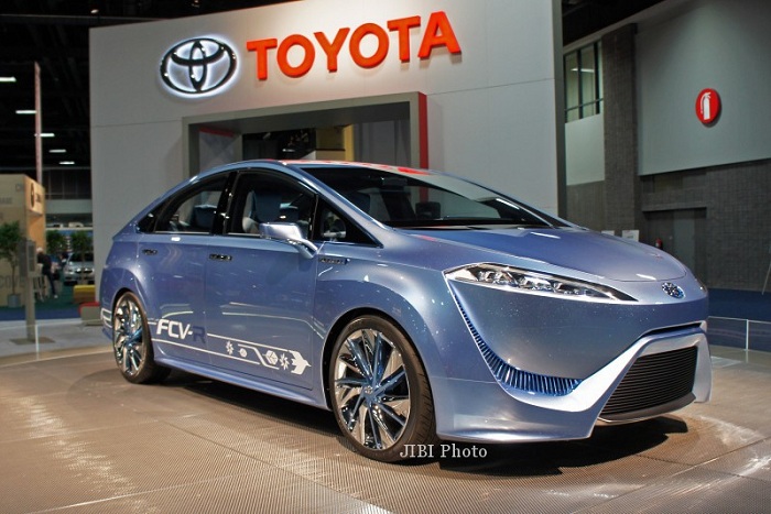 Toyota Menjadi Produsen Mobil Terlaris di Dunia