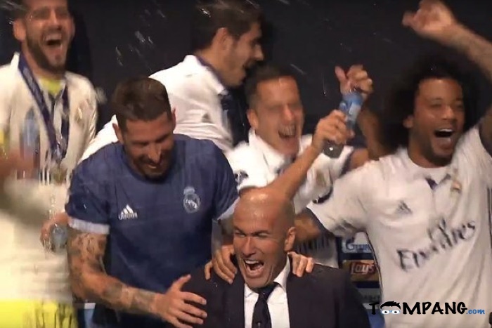 Zinedine Zidane Dikerjain Pemainnya, Real Madrid Juara La Liga