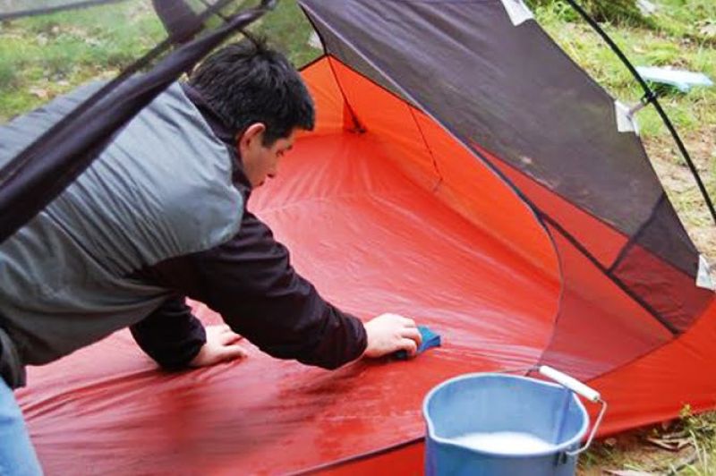 Inilah 6 Langkah Cara Mencuci Tenda yang Benar Agar Lebih Awet