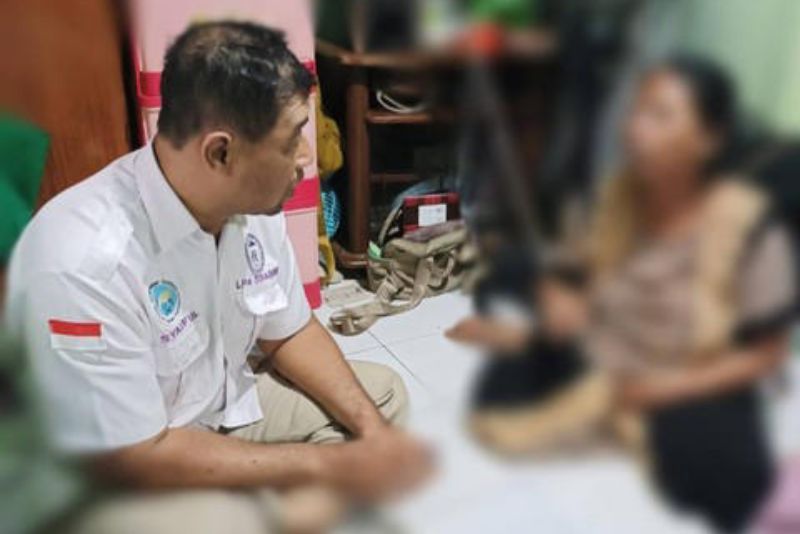 Oknum Polisi Setubuhi Anak Tiri