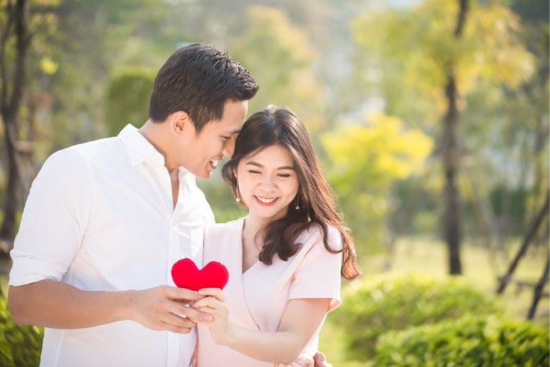 Cara Mudah Membahagiakan Pasangan dengan Cara Sederhana Tanpa Modal Duit, Pasangan Bahagia